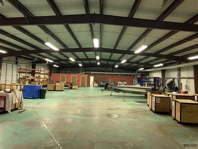 105 Park Central Rd, Mineola, TX 75773